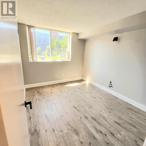 208 - 20 Baif Boulevard, Richmond Hill, ON - Indoor Photo Showing Other Room