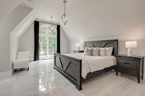 2613 Homestead Drive, Burlington, ON - Indoor Photo Showing Bedroom