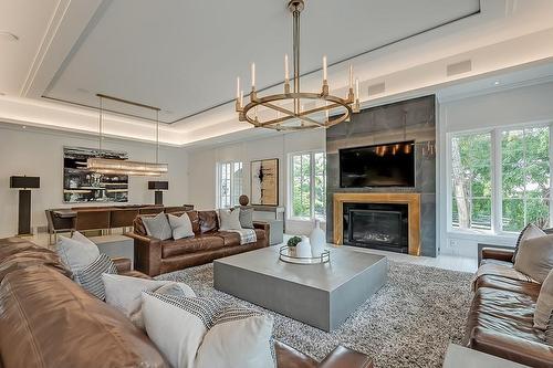 2613 Homestead Drive, Burlington, ON - Indoor Photo Showing Living Room With Fireplace