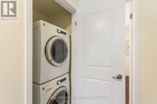 106 Mitchell Avenue, Toronto (Niagara), ON - Indoor Photo Showing Laundry Room