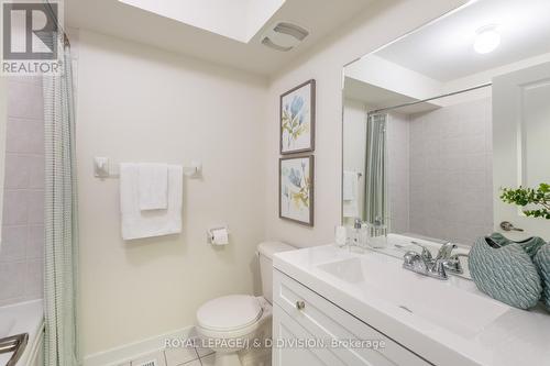 106 Mitchell Avenue, Toronto, ON - Indoor Photo Showing Bathroom