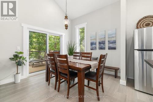 16 Tweedsmuir Crescent, Tweed, ON - Indoor Photo Showing Dining Room