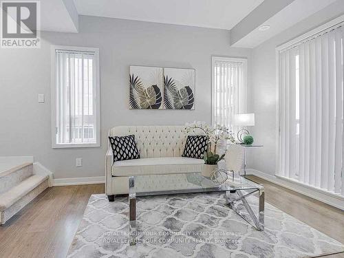 Room 1 - 50 Orchid Place Drive, Toronto (Malvern), ON - Indoor Photo Showing Living Room