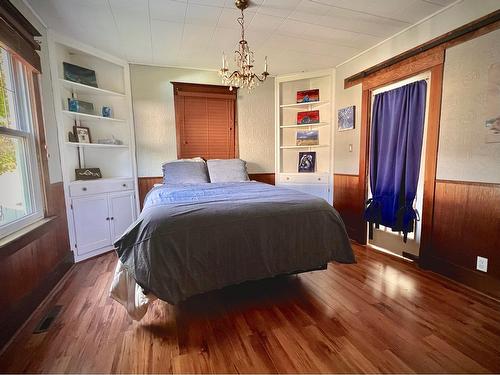 845 Wallinger Avenue, Kimberley, BC - Indoor Photo Showing Bedroom