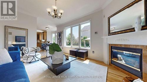 1 Heathfield Avenue, Markham (Victoria Manor-Jennings Gate), ON - Indoor Photo Showing Living Room With Fireplace