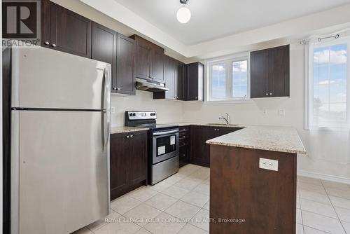 44 Miami Grove, Brampton (Heart Lake East), ON - Indoor Photo Showing Kitchen