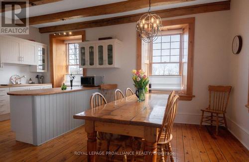 1311 Turnbull Way, Kingston, ON - Indoor Photo Showing Dining Room