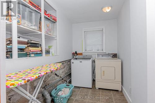 1311 Turnbull Way, Kingston, ON - Indoor Photo Showing Laundry Room