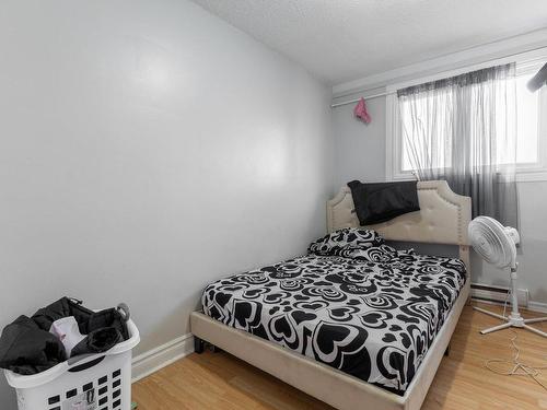 Chambre Ã Â coucher - 329  - 331 Rue Laviolette, Gatineau (Gatineau), QC - Indoor Photo Showing Bedroom