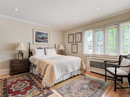 25 Poplar Plains Cres, Toronto, ON - Indoor Photo Showing Bedroom