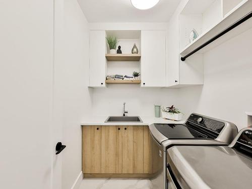 Salle de lavage - 1200 Ch. Du Millepertuis, Piedmont, QC - Indoor Photo Showing Laundry Room