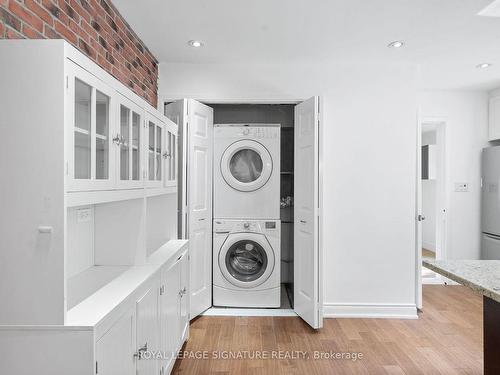 323 Annshiela Dr, Georgina, ON - Indoor Photo Showing Laundry Room