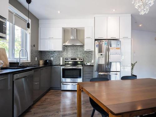 Cuisine - 101-1290 Rue Sherbrooke E., Montréal (Ville-Marie), QC - Indoor Photo Showing Kitchen With Upgraded Kitchen