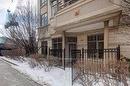 106-350 Princess Royal Dr, Mississauga, ON  - Outdoor 