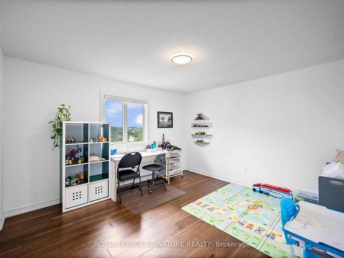 6786 Kazoo Crt, Mississauga, ON - Indoor