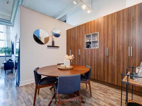 324-1001 Roselawn Ave, Toronto, ON - Indoor Photo Showing Dining Room