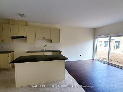 44 Lollard Way, Brampton, ON - Indoor Photo Showing Kitchen