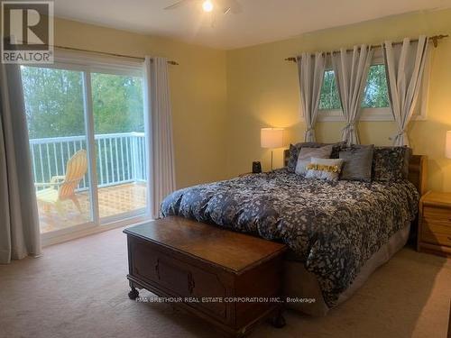 198 Pitts Cove Road, Kawartha Lakes, ON - Indoor Photo Showing Bedroom