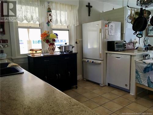 107 Chemin Des Roches, Bouctouche, NB - Indoor Photo Showing Kitchen