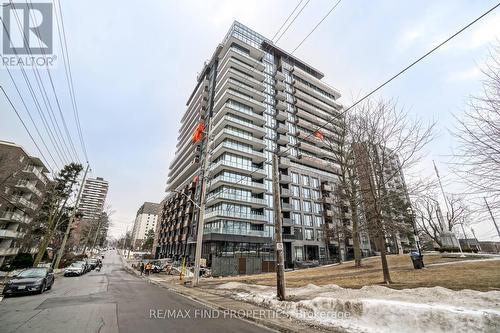 Th06 - 21 Park Street E, Mississauga, ON - Outdoor With Facade