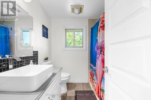 85 Kintail Crescent N, London, ON - Indoor Photo Showing Bathroom