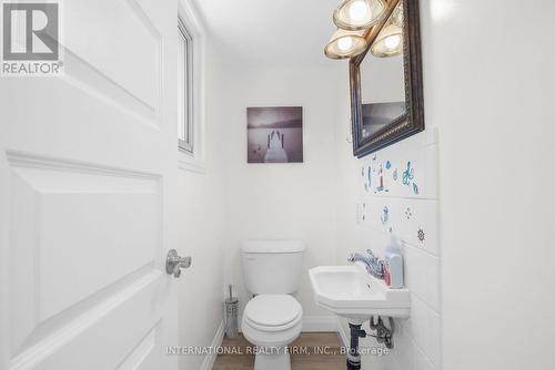 85 Kintail Crescent N, London, ON - Indoor Photo Showing Bathroom