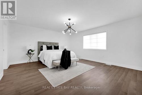 68 Whistler Street, Hamilton (Stoney Creek Mountain), ON - Indoor Photo Showing Bedroom