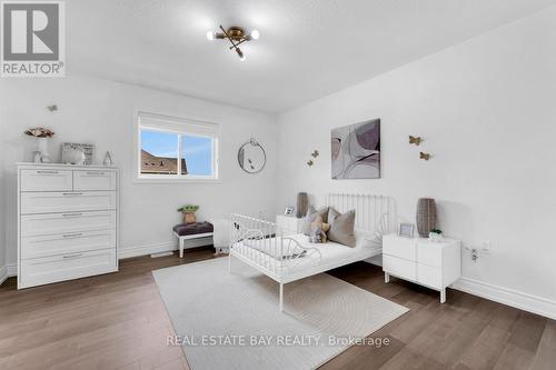 68 Whistler Street, Hamilton (Stoney Creek Mountain), ON - Indoor Photo Showing Bedroom