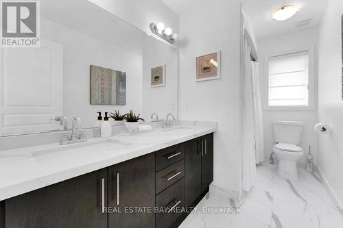 68 Whistler Street, Hamilton (Stoney Creek Mountain), ON - Indoor Photo Showing Bathroom