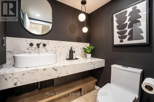 68 Whistler Street, Hamilton (Stoney Creek Mountain), ON - Indoor Photo Showing Bathroom