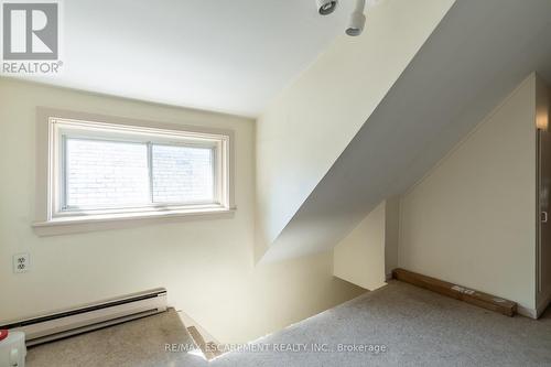 354 Cumberland Avenue, Hamilton, ON - Indoor Photo Showing Other Room