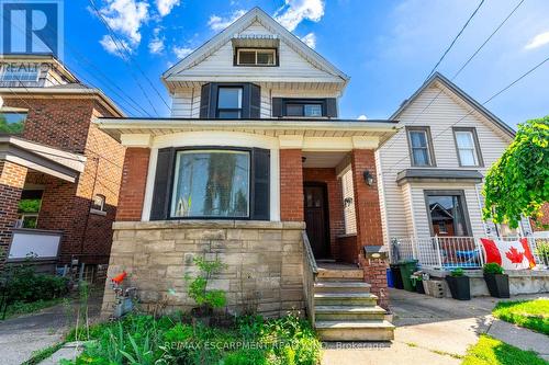 354 Cumberland Avenue, Hamilton (Blakeley), ON - Outdoor With Facade