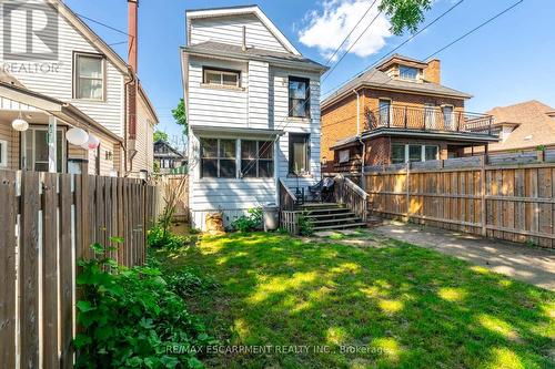 354 Cumberland Avenue, Hamilton, ON - Outdoor