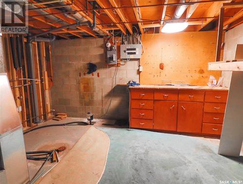 414 1St Street N, Cabri, SK - Indoor Photo Showing Basement