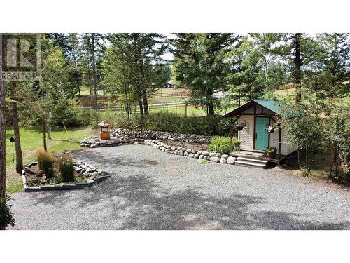 5437 Scuffi Road, 100 Mile House, BC - Outdoor