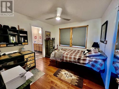 5437 Scuffi Road, 100 Mile House, BC - Indoor Photo Showing Bedroom