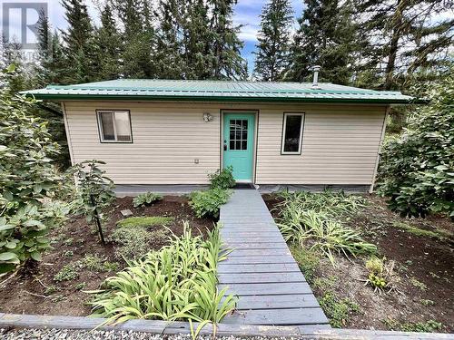 5437 Scuffi Road, 100 Mile House, BC - Outdoor