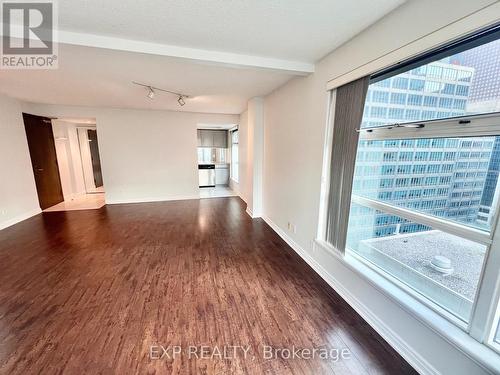 1605 - 50 Lombard Street, Toronto, ON - Indoor Photo Showing Other Room