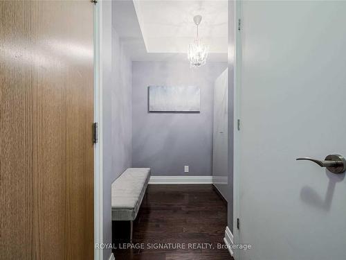 408-21 Clairtrell Rd, Toronto, ON - Indoor Photo Showing Other Room