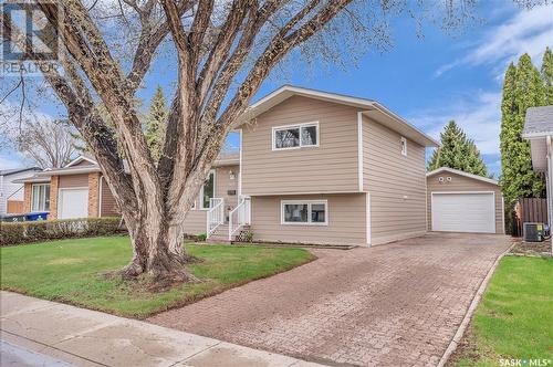 410 Needham Way, Saskatoon, SK - Outdoor With Facade