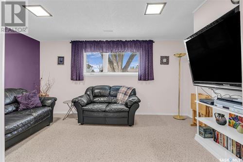 410 Needham Way, Saskatoon, SK - Indoor