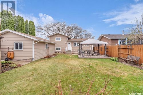 410 Needham Way, Saskatoon, SK - Outdoor