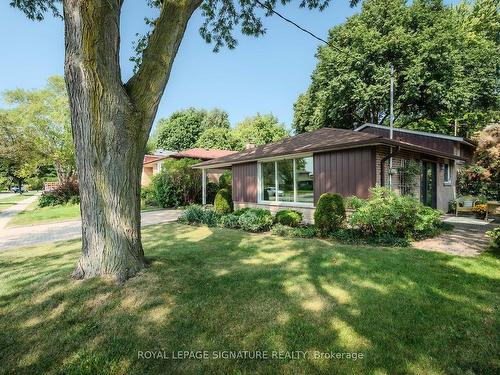 19 Dallington Dr, Toronto, ON - Outdoor