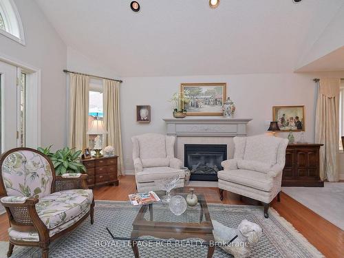 13 Briar Gate Way, New Tecumseth, ON - Indoor Photo Showing Living Room With Fireplace