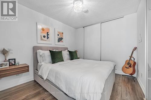 305 - 205 Frederick Street, Toronto (Moss Park), ON - Indoor Photo Showing Bedroom