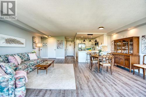 405 - 26 Hall Road, Halton Hills (Georgetown), ON - Indoor Photo Showing Living Room