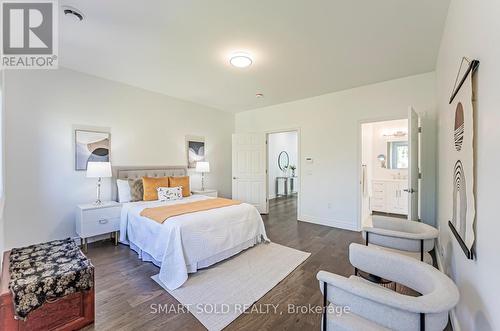 21 Harold Street, Toronto (Mimico), ON - Indoor Photo Showing Bedroom