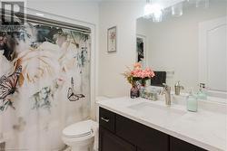 4 PC bathroom - 