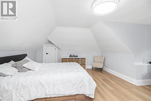 62 East 14Th Street, Hamilton (Inch Park), ON - Indoor Photo Showing Bedroom