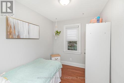 62 East 14Th Street, Hamilton, ON - Indoor Photo Showing Bedroom